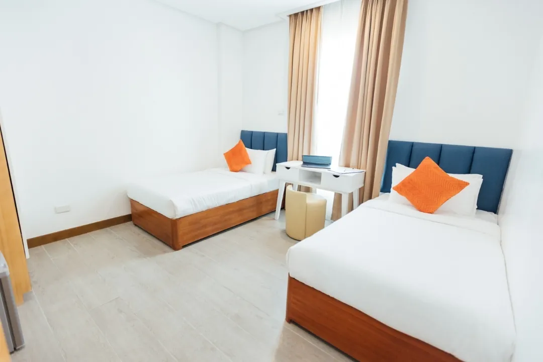 Coast Wise Hotel 2