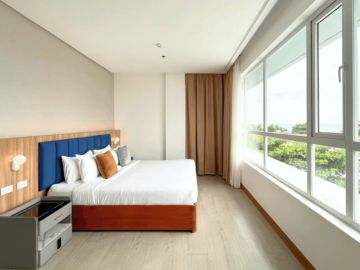 Coast Wise Hotel 5
