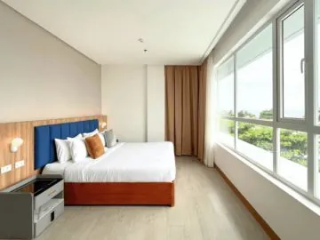 Coast Wise Hotel 5